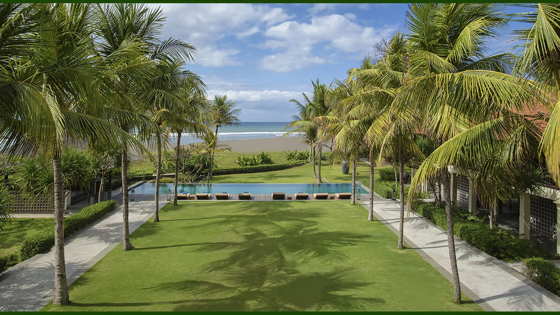 The beachfront lawn at Jeeva Saba
